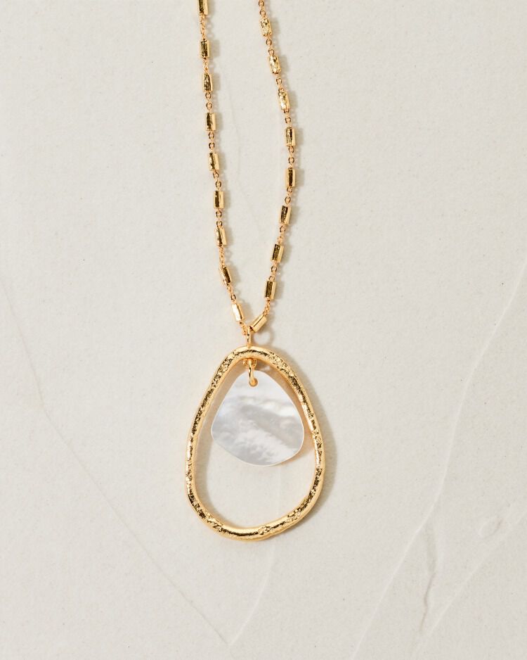 Collares
