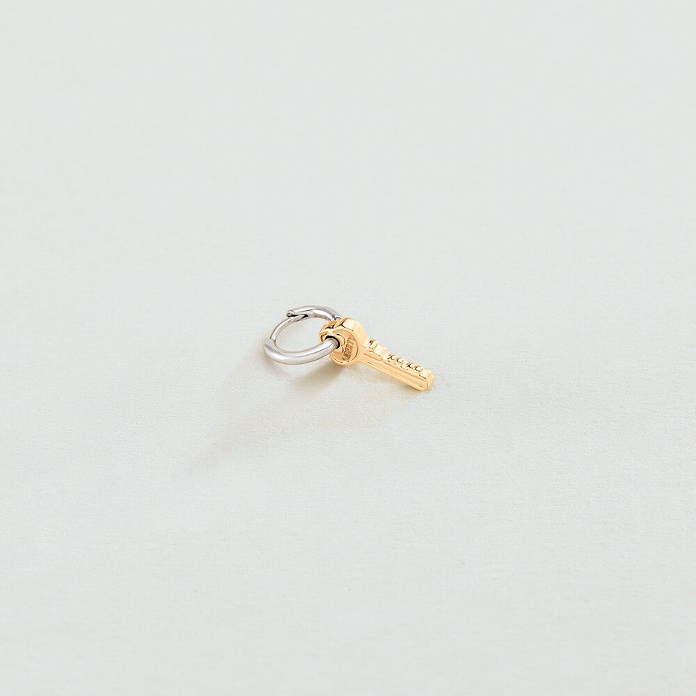 Piercing criolla MINI LLAVE - Dorado / Plateado - Piercings  | Agatha
