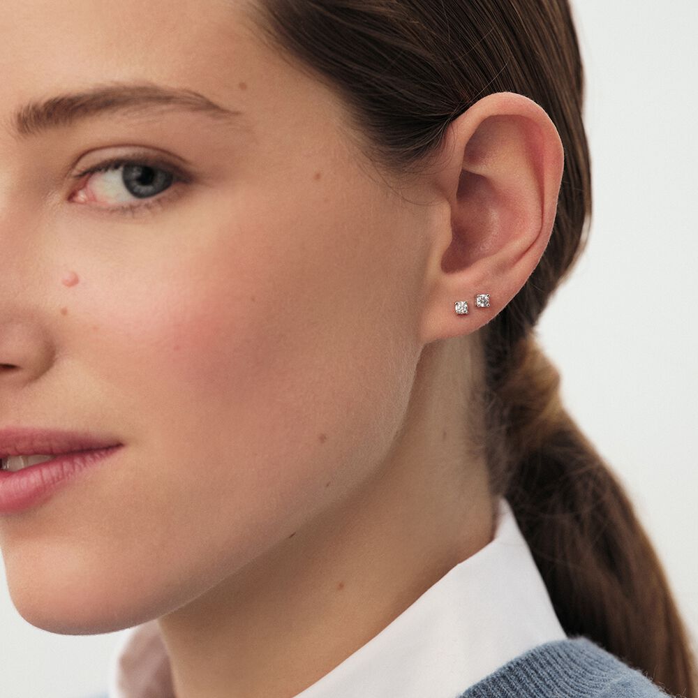 Pendientes cortos SOL - Cristal / Plateado - Pendientes cortos  | Agatha