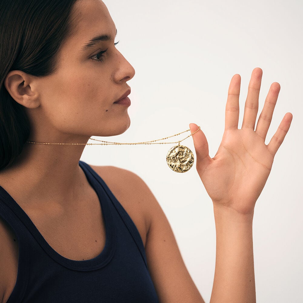 Colgante MEDALLA MARTILLADA - Dorado - Novedades  | Agatha