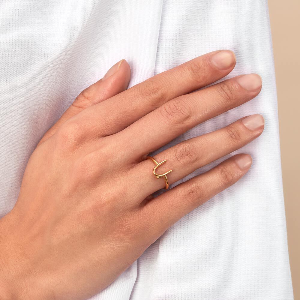 Anillo fino LETTRE U - Dorado - Anillos  | Agatha