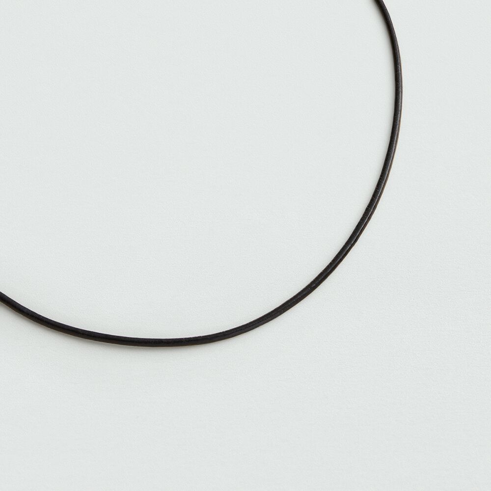 Collar corto CUERO - Negro / Oro - Collar corto  | Agatha